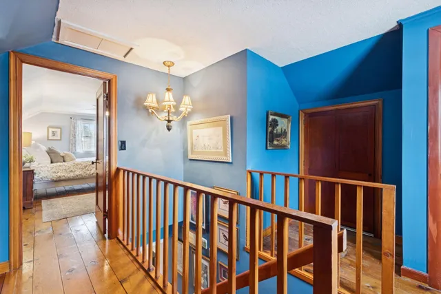 $339,850 | 200 East 2nd Street, Waconia, MN 55387