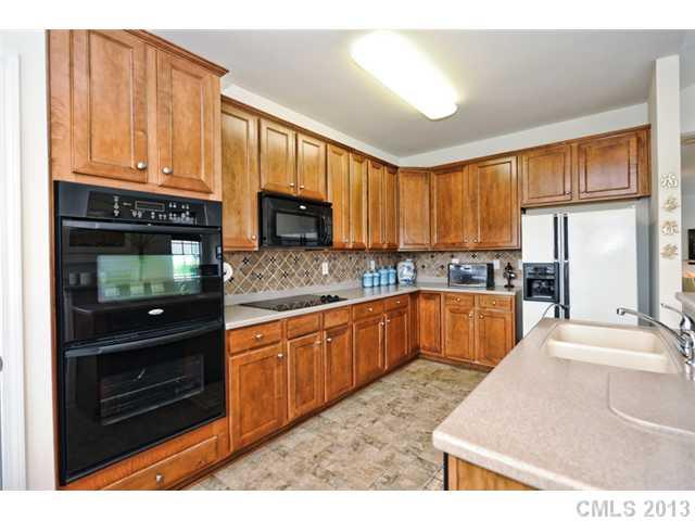 327 Garnet Court, Unit 327 Fort Mill, SC 29708 - Photo 8 of 16 Gallery Image 8