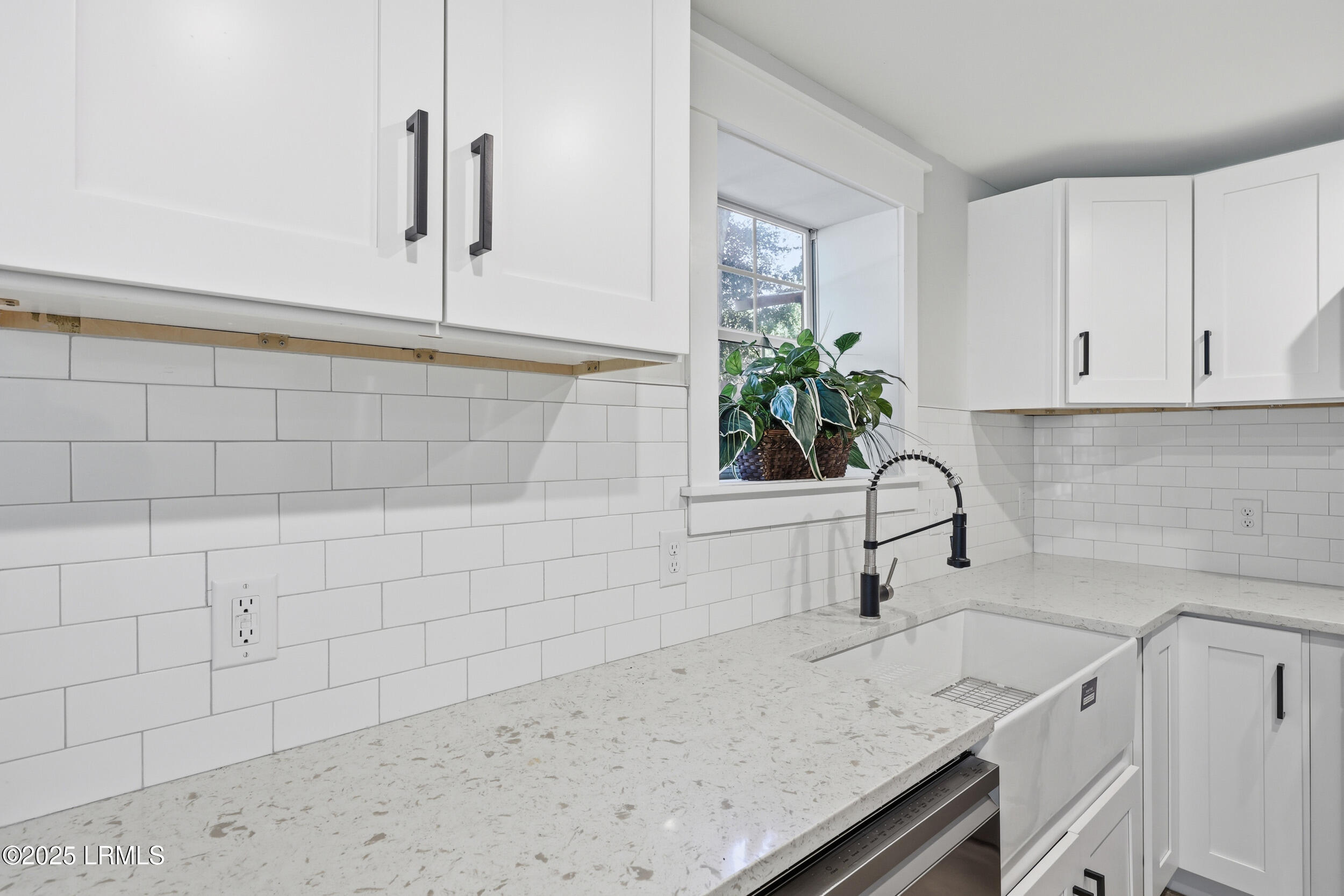 617 Jasper Street Ridgeland, SC 29936 - Photo 11 of 28 hard stone countertops