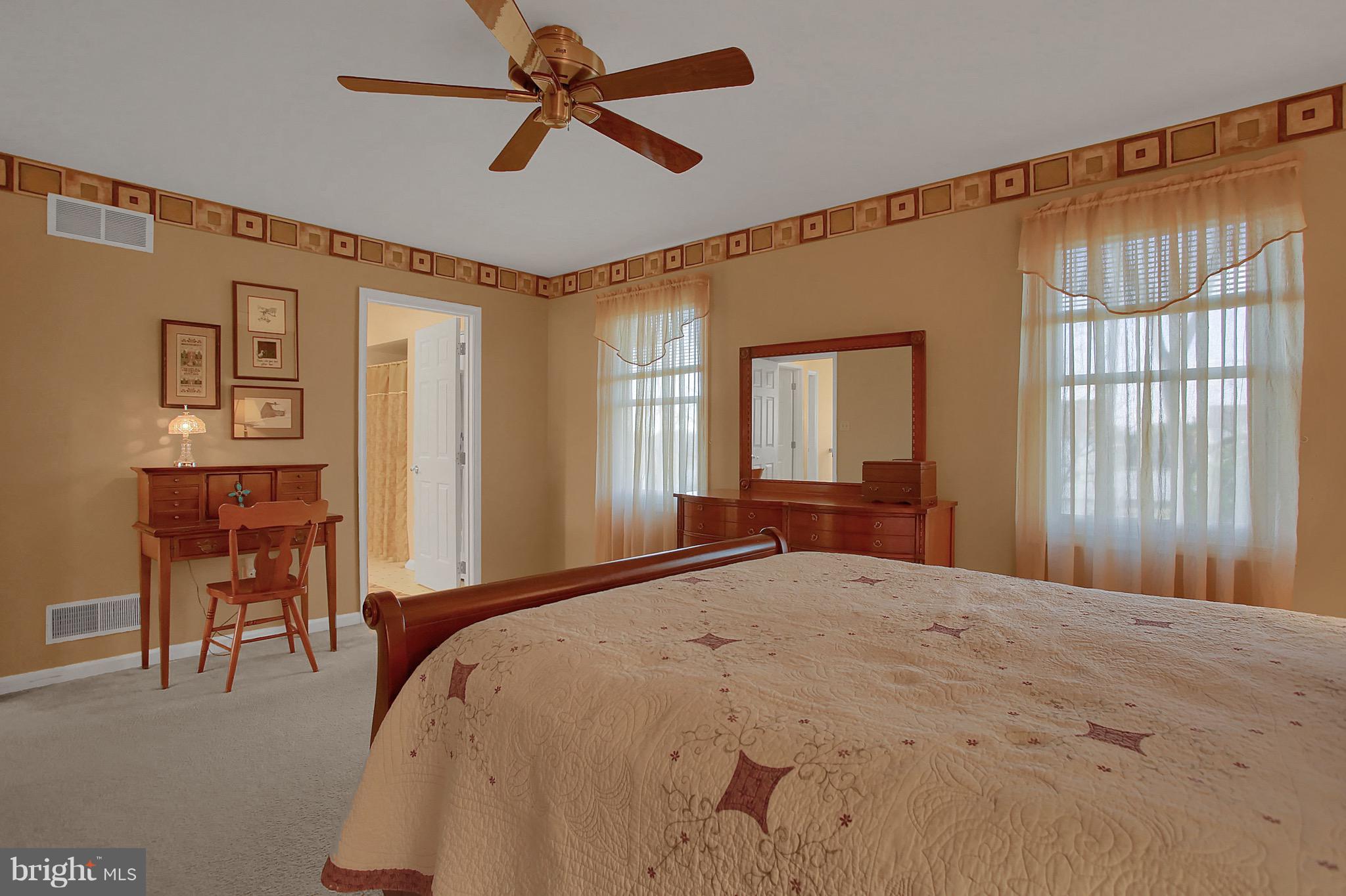 1624 Buckingham Road Harrisburg, PA 17111 - Photo 13 of 27 Gallery Image 13
