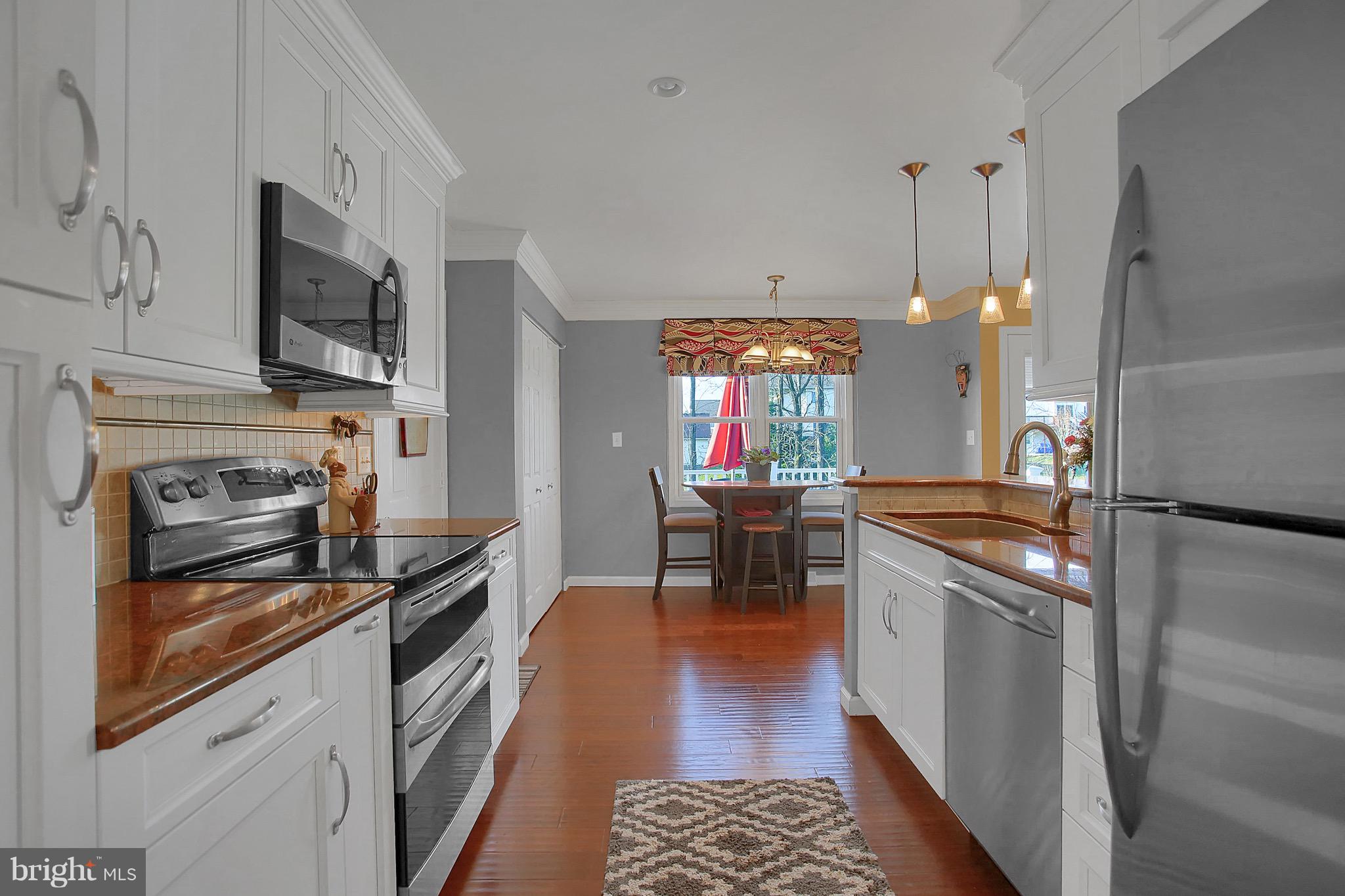 1624 Buckingham Road Harrisburg, PA 17111 - Photo 3 of 27 Gallery Image 3