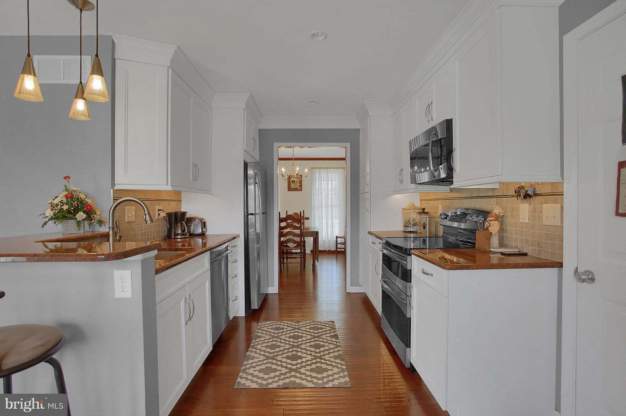 1624 Buckingham Road Harrisburg, PA 17111 - Photo 4 of 27 Gallery Image 4