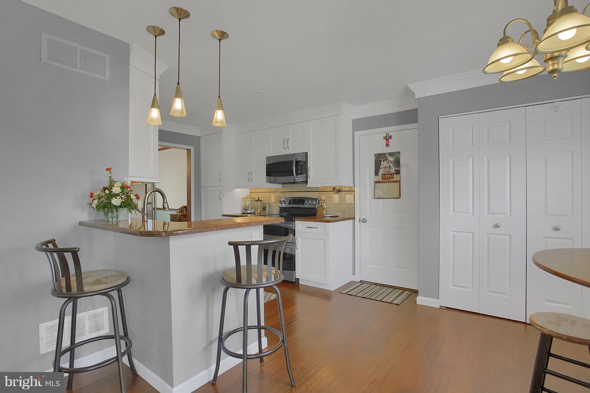 1624 Buckingham Road Harrisburg, PA 17111 - Photo 5 of 27 Gallery Image 5