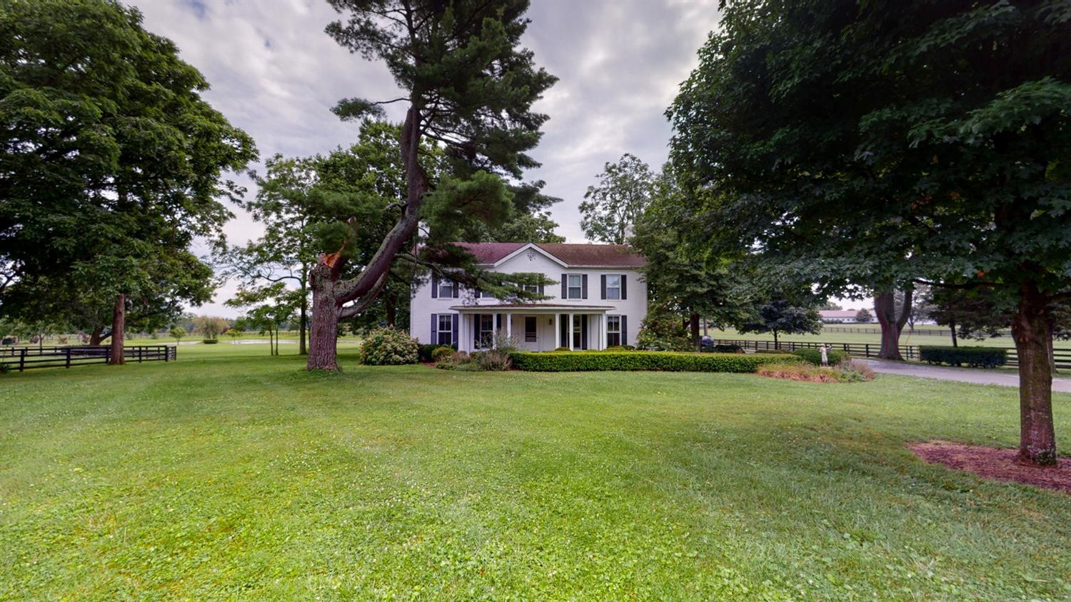 3065 Lexington Road Versailles, KY 40383 - Photo 2 of 48 Photo 2