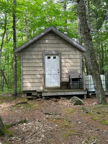 $220,000 | 322 Lamb Road, Roxbury, ME 04275