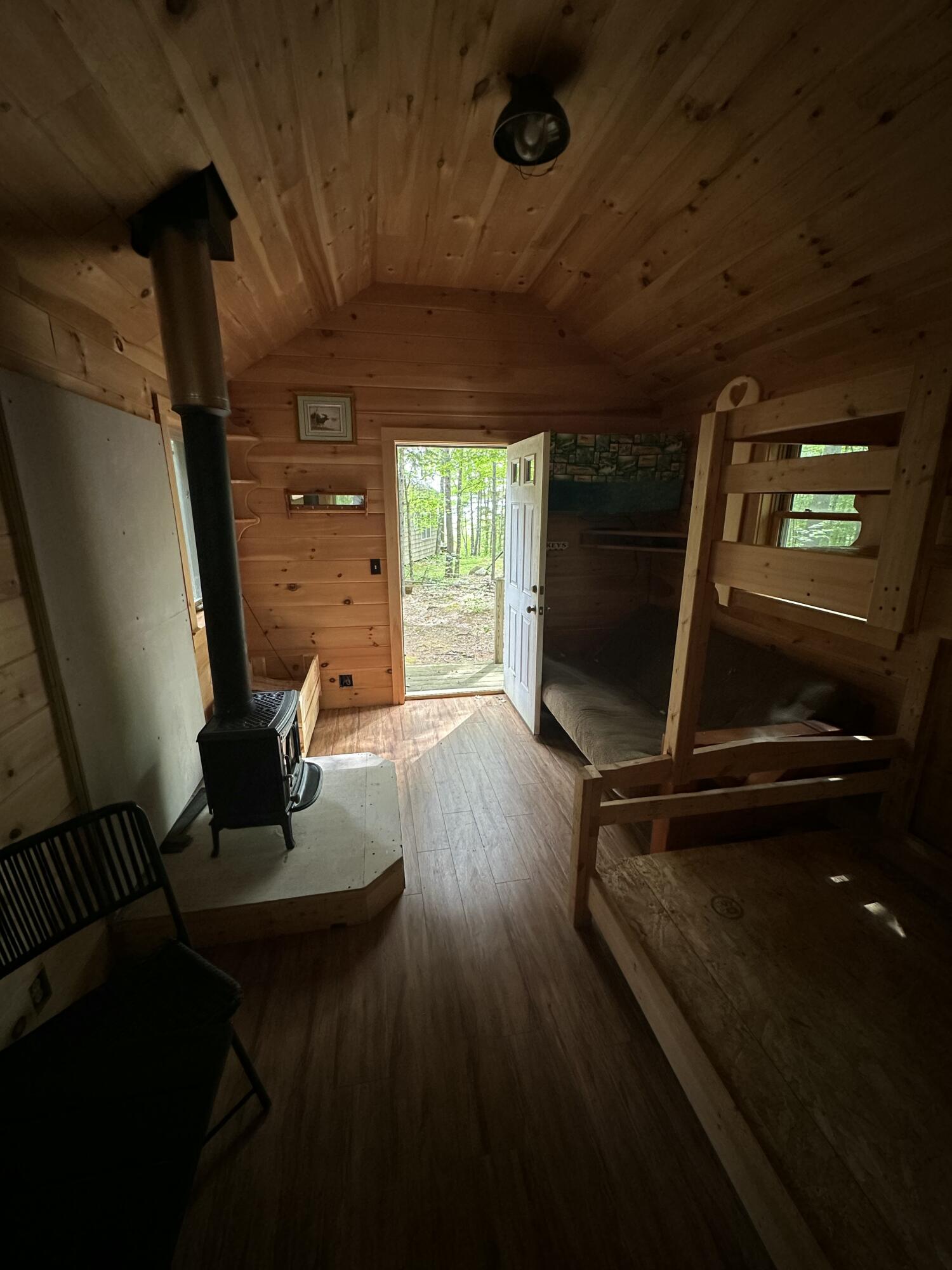 322 Lamb Road Roxbury, ME 04275 - Photo 27 of 39 Guest House