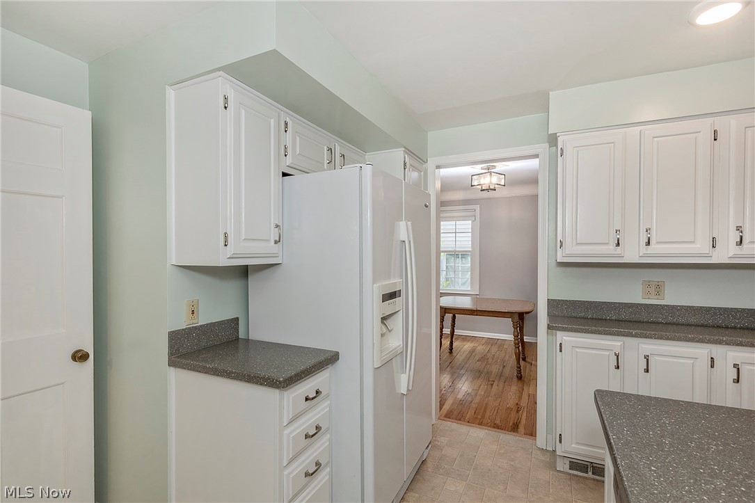 5164 Spencer Road Lyndhurst, OH 44124 - Photo 15 of 50 Gallery Image 15