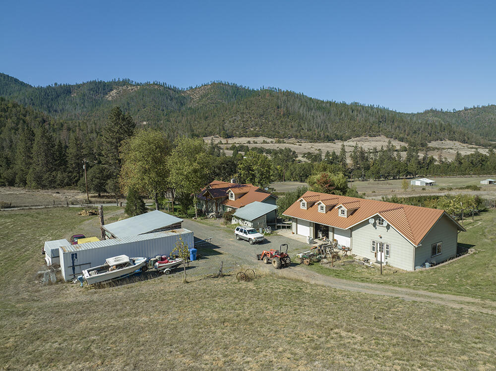 165 Hogan Road Jacksonville, OR 97530 - Photo 2 of 56 2