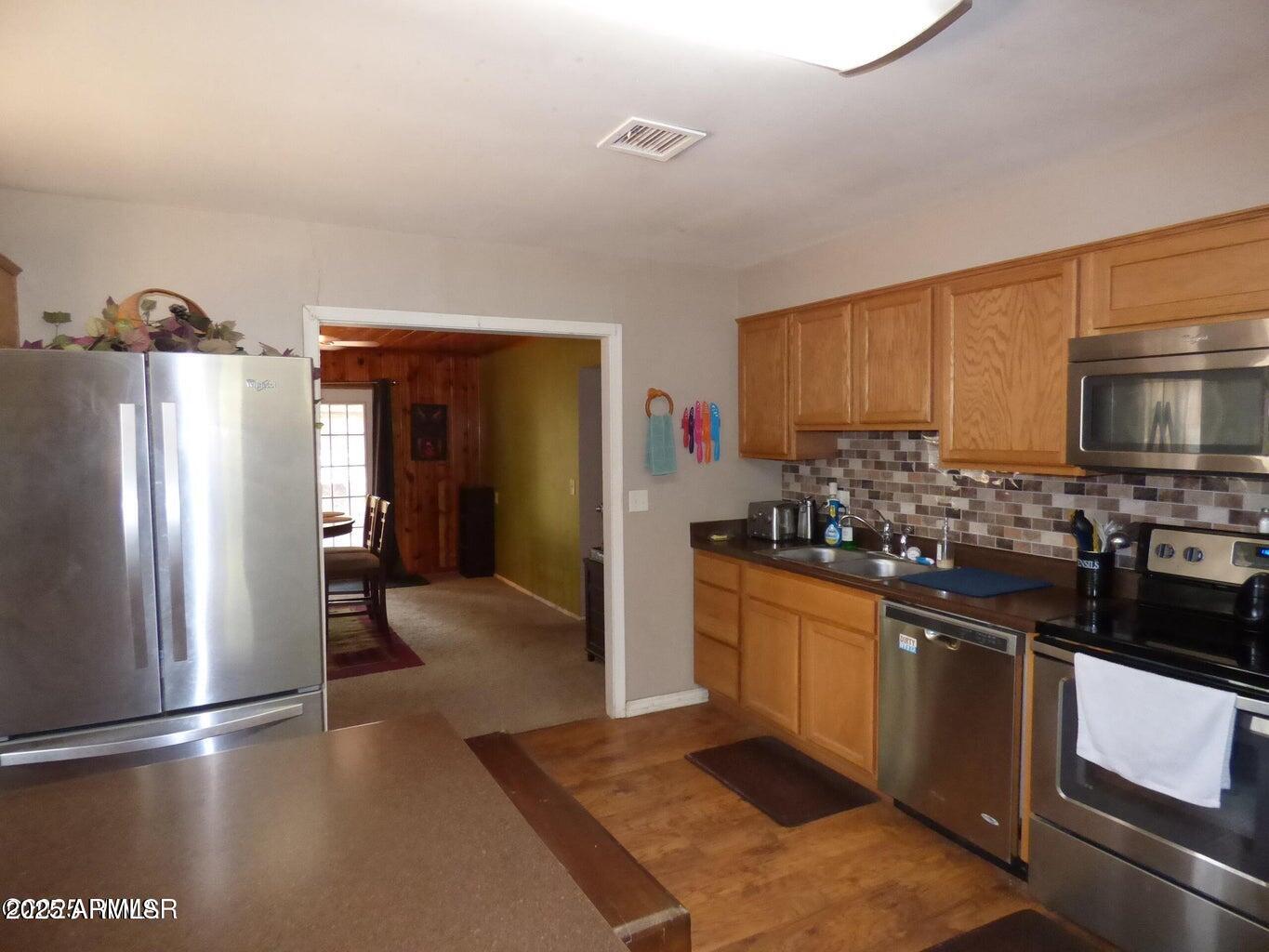 2537 Spring Drive Lakeside, AZ 85929 - Photo 12 of 63 20250724231340711105000000-o