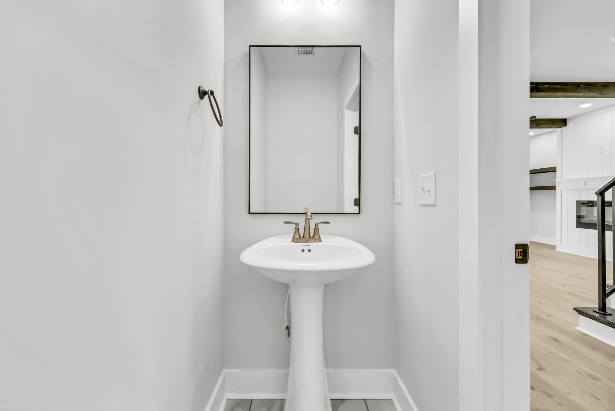 1725 Powell Road Clarksville, TN 37043 - Photo 8 of 48 Gallery Image 8