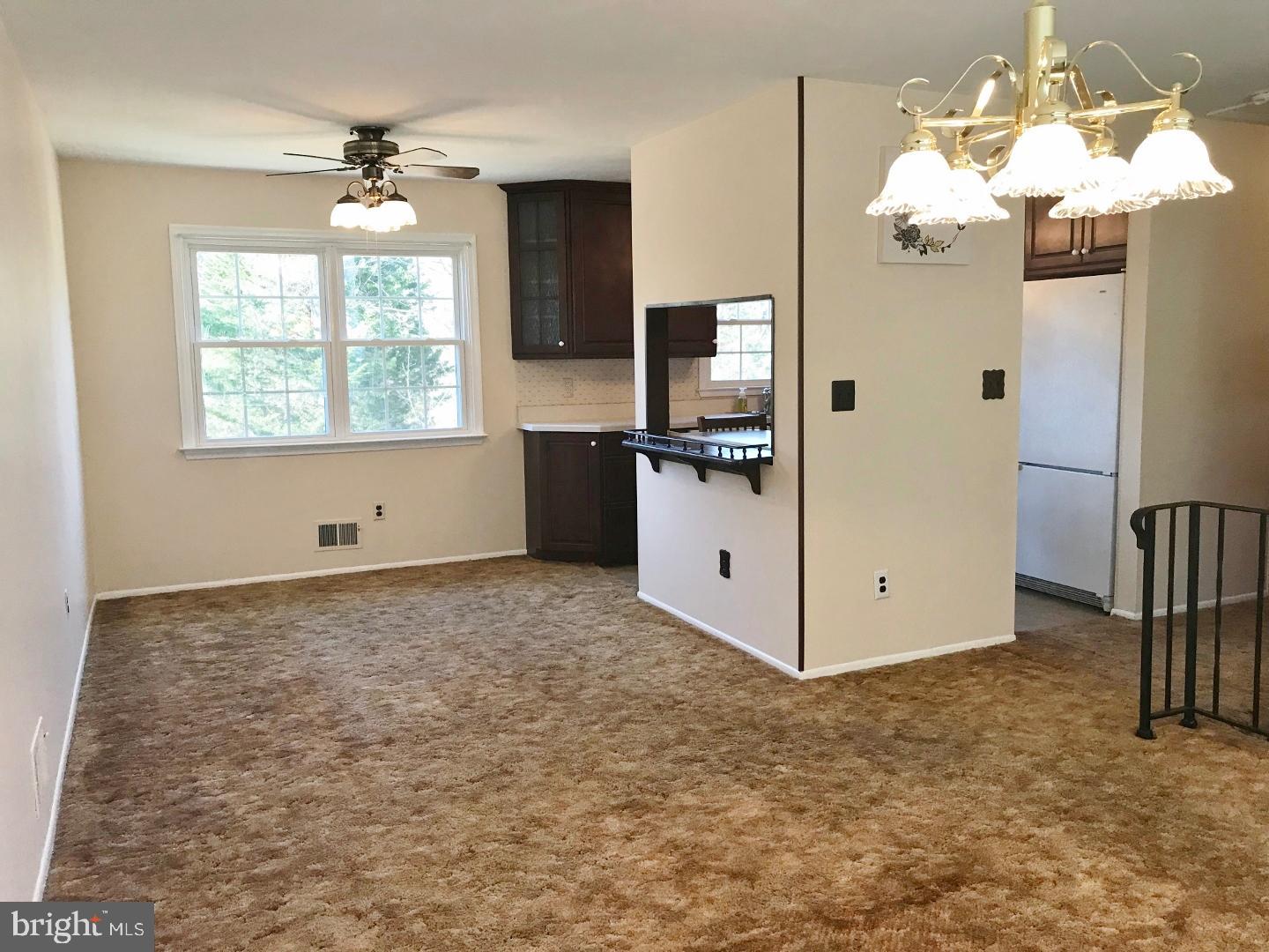 550 Diamond Road Jackson, NJ 08527 - Photo 3 of 22