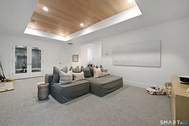 $5,999,000 | 9 Pond Edge Road, Westport, CT 06880