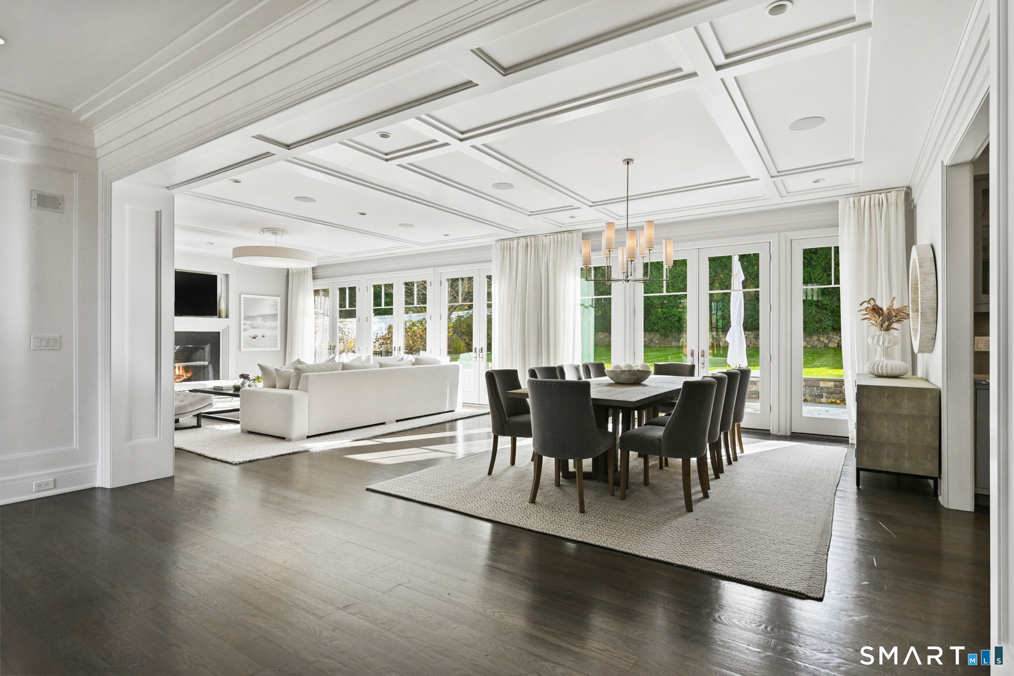 9 Pond Edge Road Westport, CT 06880 - Photo 7 of 40