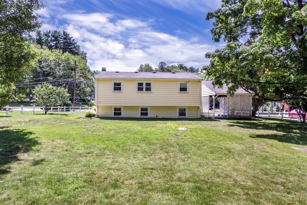 4 Southgate Road Franklin, MA 02038 - Photo 35 of 38 Gallery Image 35