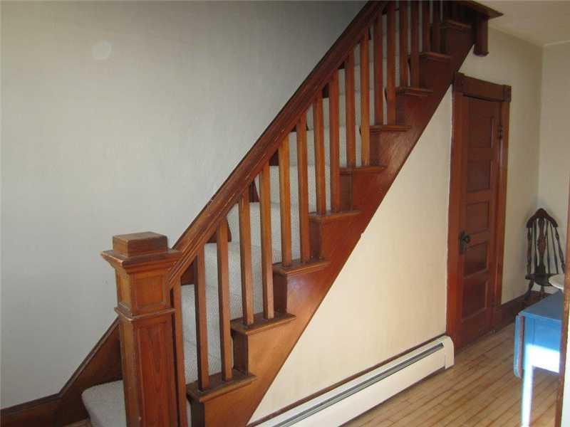 219 Shore Road Ellsworth, ME 04605 - Photo 13 of 24 Foyer. Entry/foyer