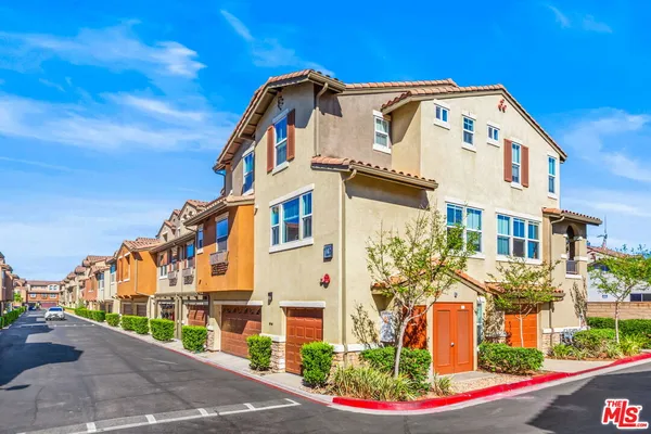 $639,000 | 10236 Brightwood Lane, Unit 2, Santee, CA 92071