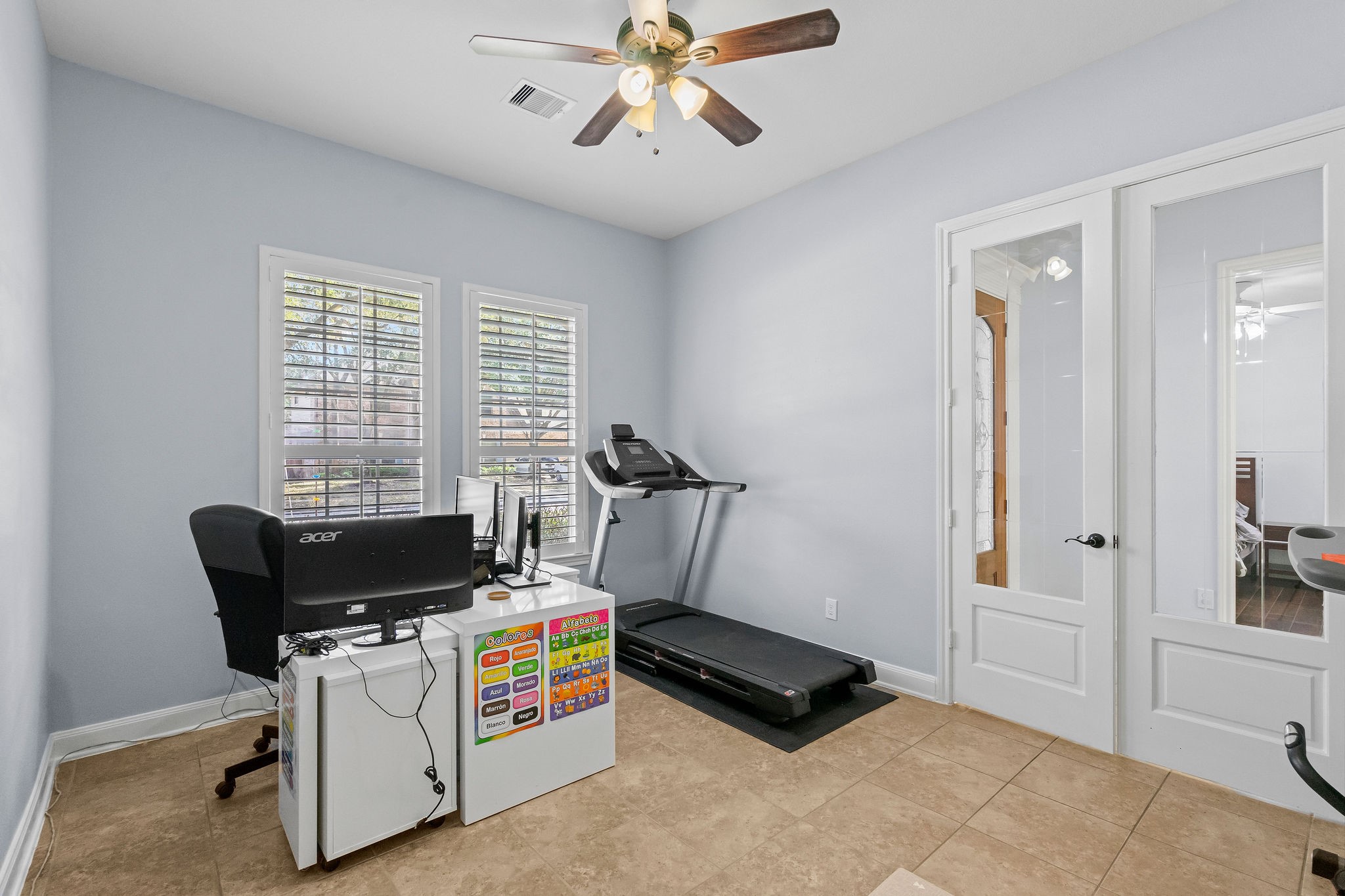 31114 Lakeview Bend Lane Spring, TX 77386 - Photo 12 of 41 a living room with furniture and a window