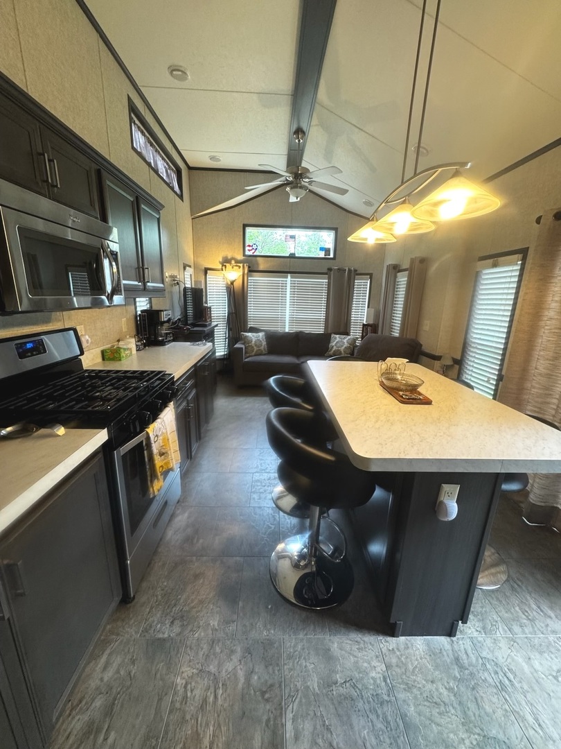 21-161 Woodhaven Lakes Sublette, IL 61367 - Photo 8 of 29