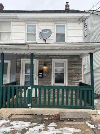 $1,000 | 215 East High Street, Coaldale, PA 18218