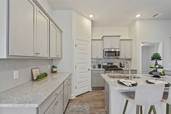 $245,900 | 10681 Ellerston Road, Cleveland, TX 77327