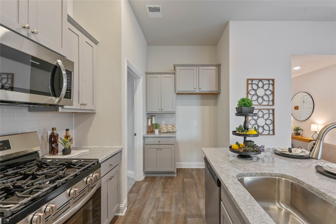 10681 Ellerston Road Cleveland, TX 77327 - Photo 16 of 28