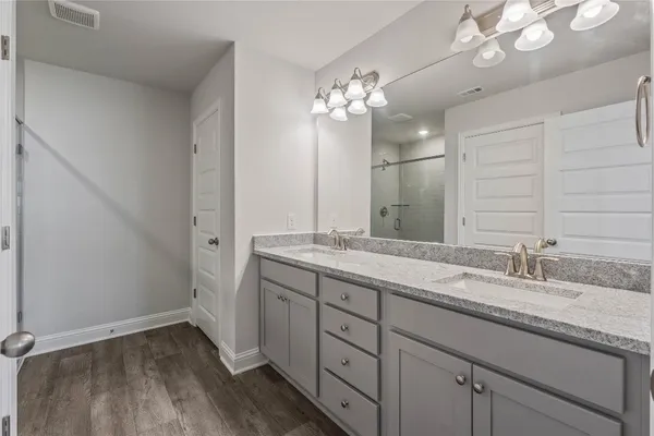$245,900 | 10681 Ellerston Road, Cleveland, TX 77327