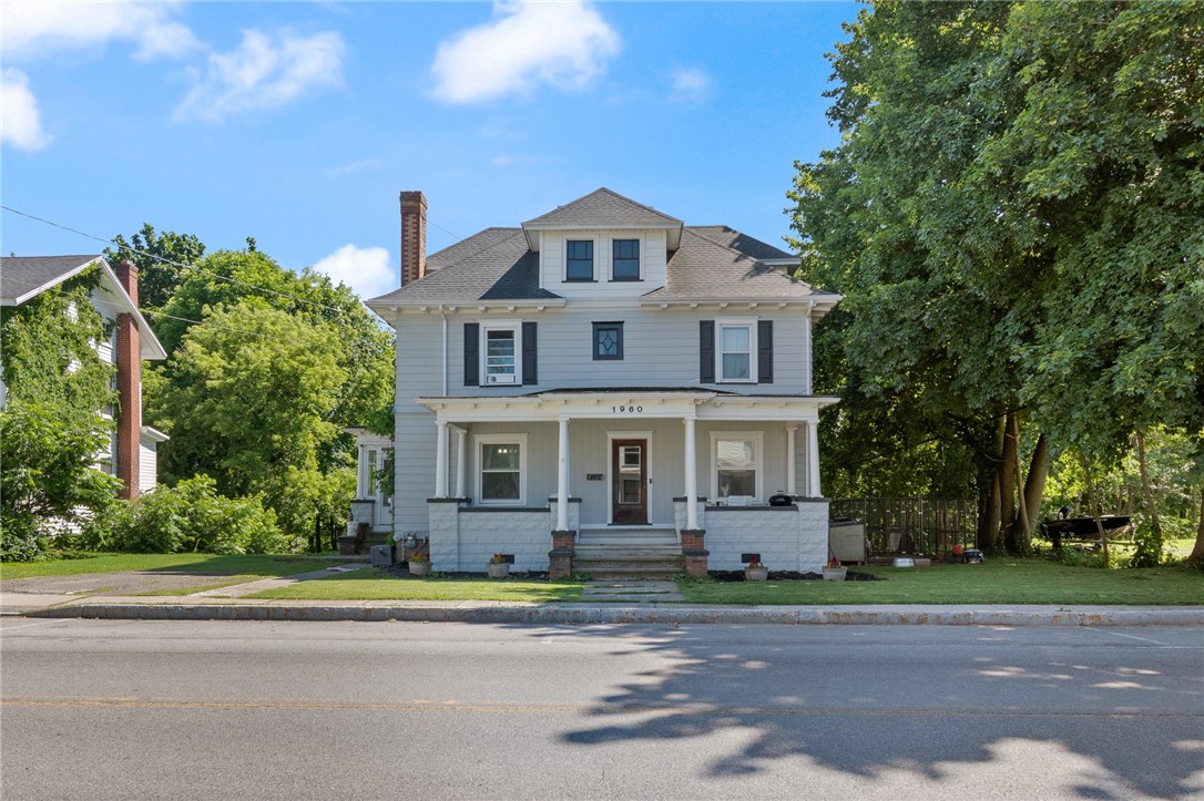 1960 Ridge Road Ontario, NY 14519 - Photo 5 of 43 Stately COLONIAL STYLE home! Wak to school- librar