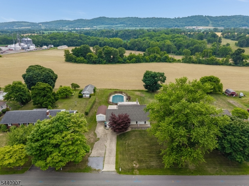 29 Stewartsville Road Stewartsville, NJ 08886 - Photo 33 of 38