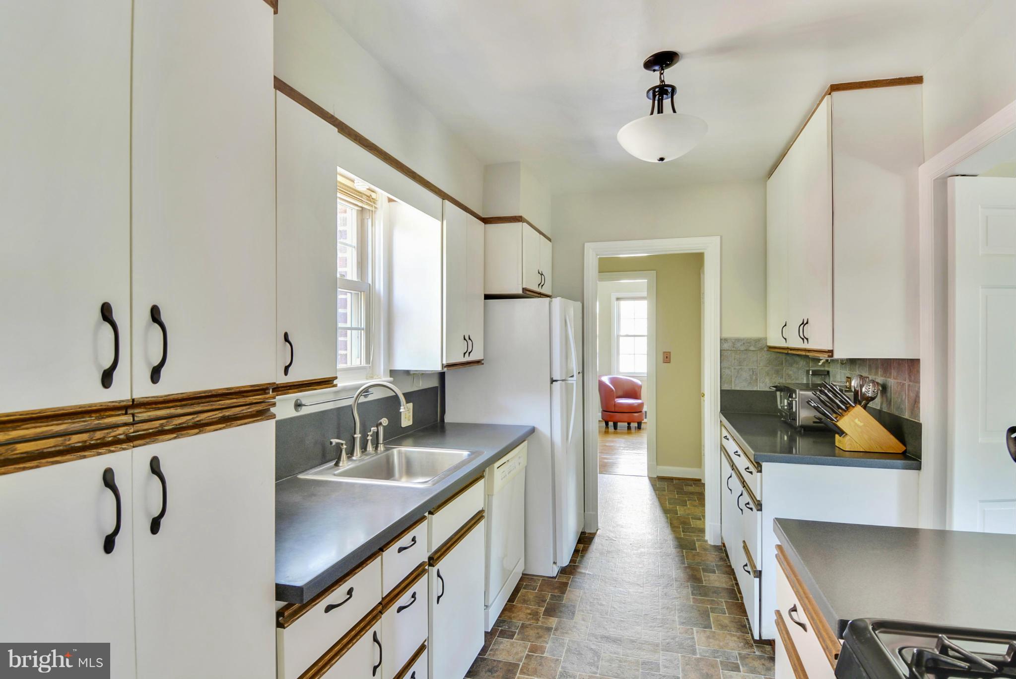 9108 16th Street Silver Spring, MD 20910 - Photo 12 of 27 Kitchen