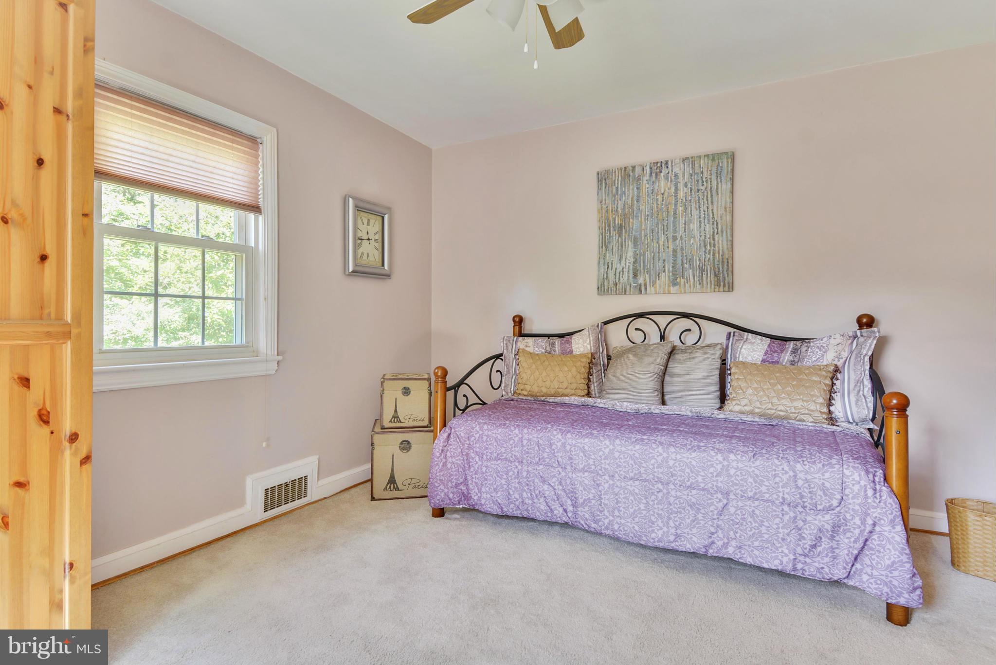 9108 16th Street Silver Spring, MD 20910 - Photo 15 of 27 Bedroom
