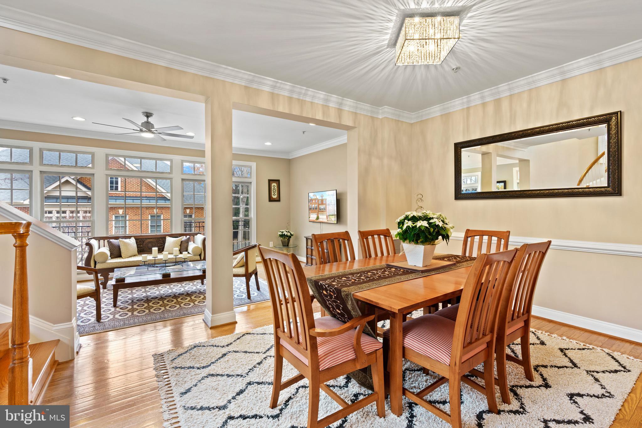 7429 Seneca Ridge Drive McLean, VA 22102 - Photo 8 of 48 Dining Room