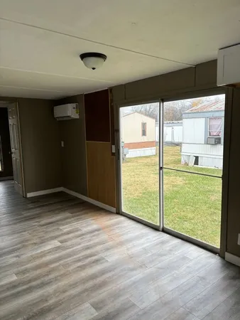 $695 | 2871 North Charles Avenue, Unit 11, Clarksville, TN 37042