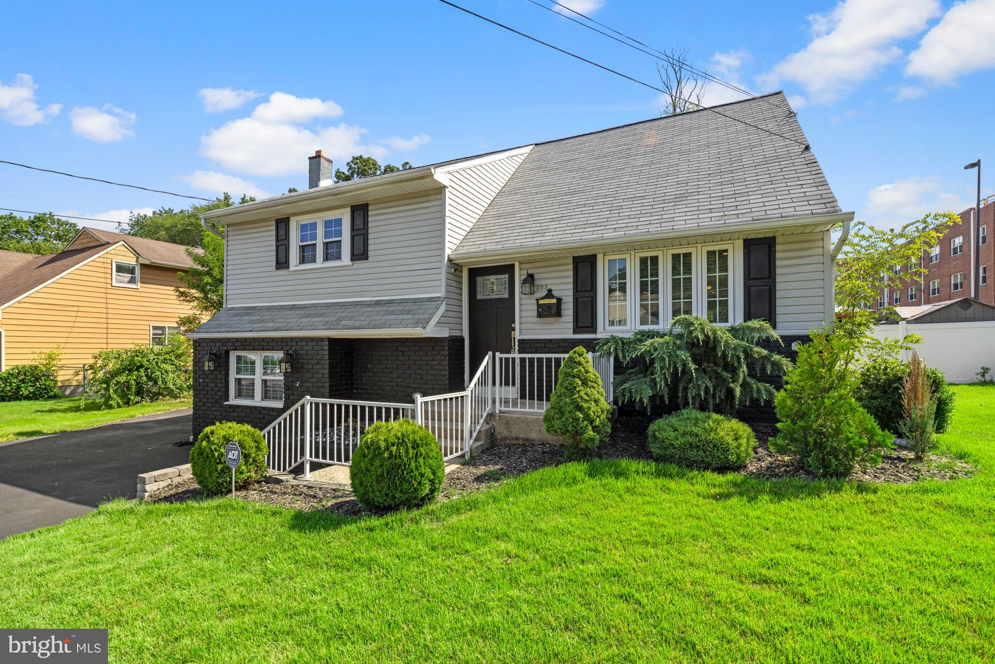 505 Spruce Avenue Pitman, NJ 08071 - Photo 4 of 36