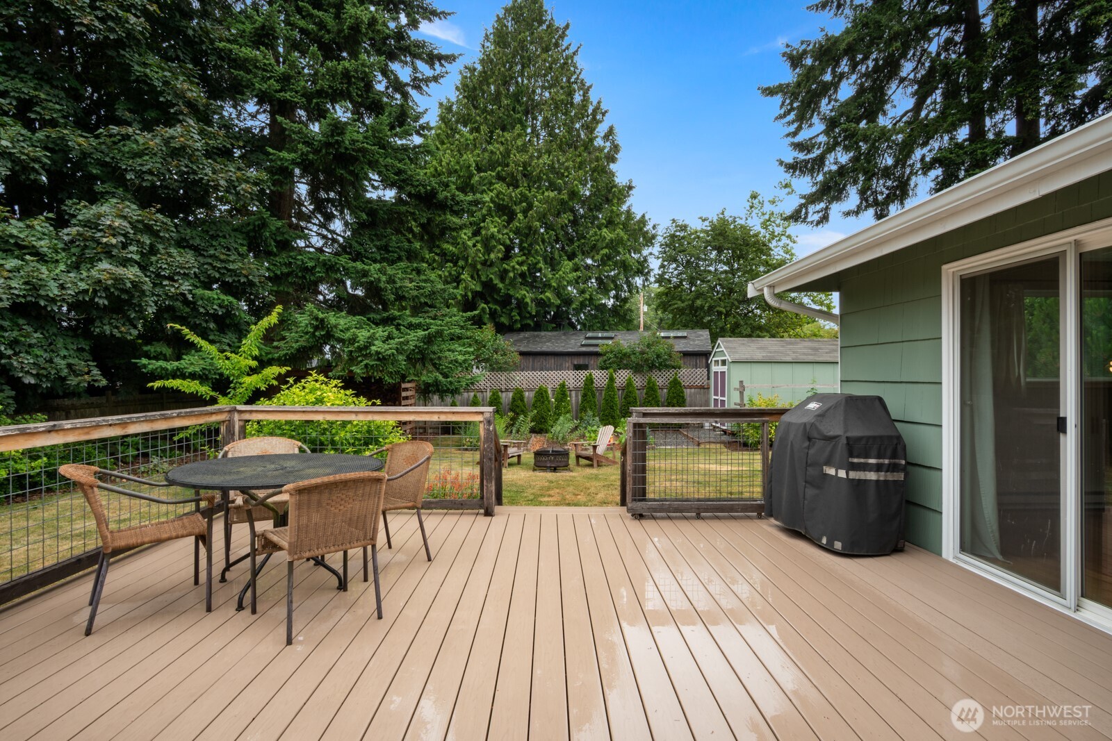 8915 218th Street Southwest Edmonds, WA 98026 - Photo 23 of 39