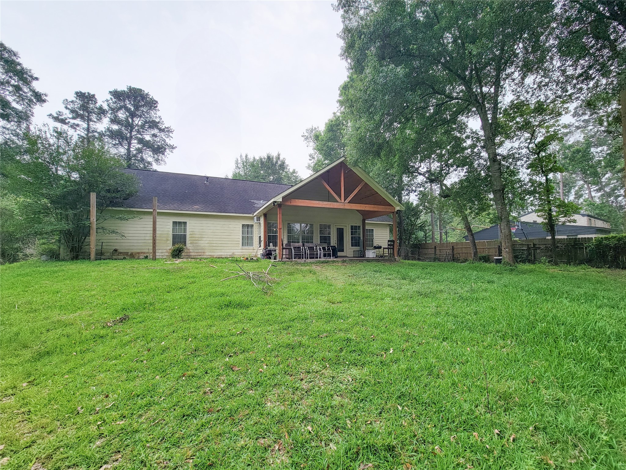 2011 Old Ox Road Spring, TX 77386 - Photo 36 of 38 a front view of a house with yard and green space
