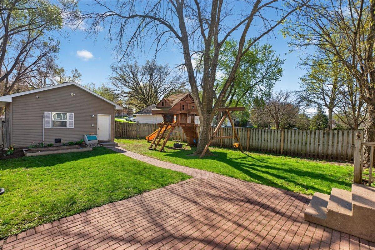 304 2nd Street North Delano, MN 55328 - Photo 2 of 23
