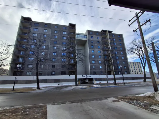 $155,000 | 1110 3rd Avenue North, Unit 704E, Fargo, ND 58102