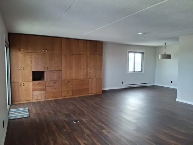 $155,000 | 1110 3rd Avenue North, Unit 704E, Fargo, ND 58102