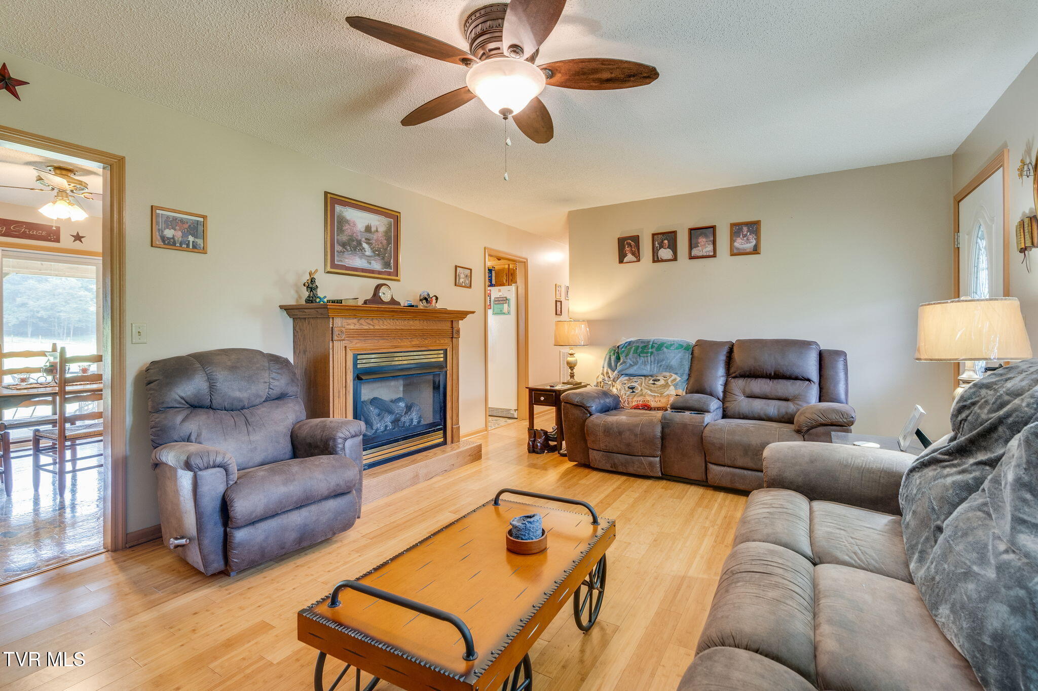 205 Fordtown Road Fall Branch, TN 37656 - Photo 5 of 26 005