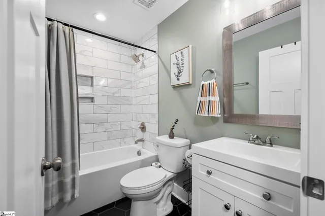 $449,900 | 416 Glenn Road, Greenville, SC 29607