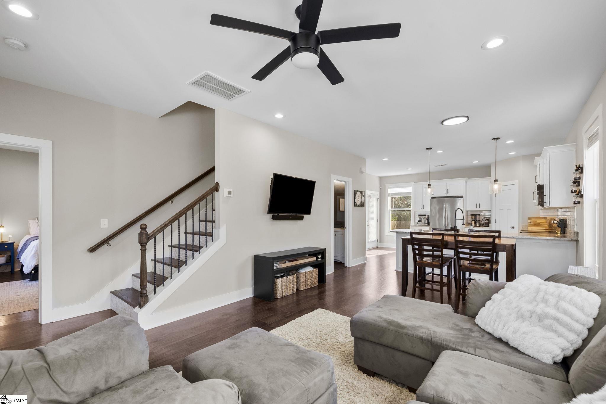 416 Glenn Road Greenville, SC 29607 - Photo 18 of 27