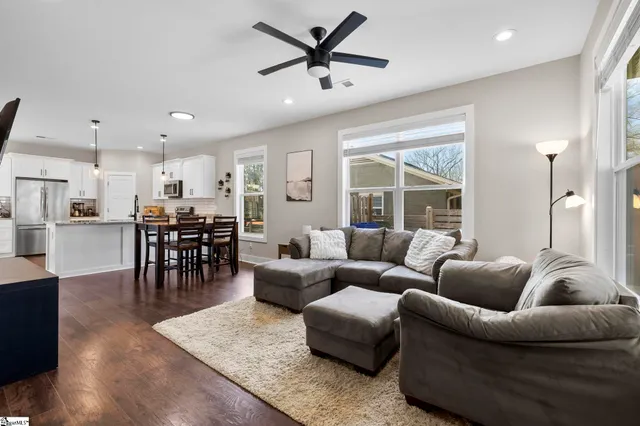 $449,900 | 416 Glenn Road, Greenville, SC 29607