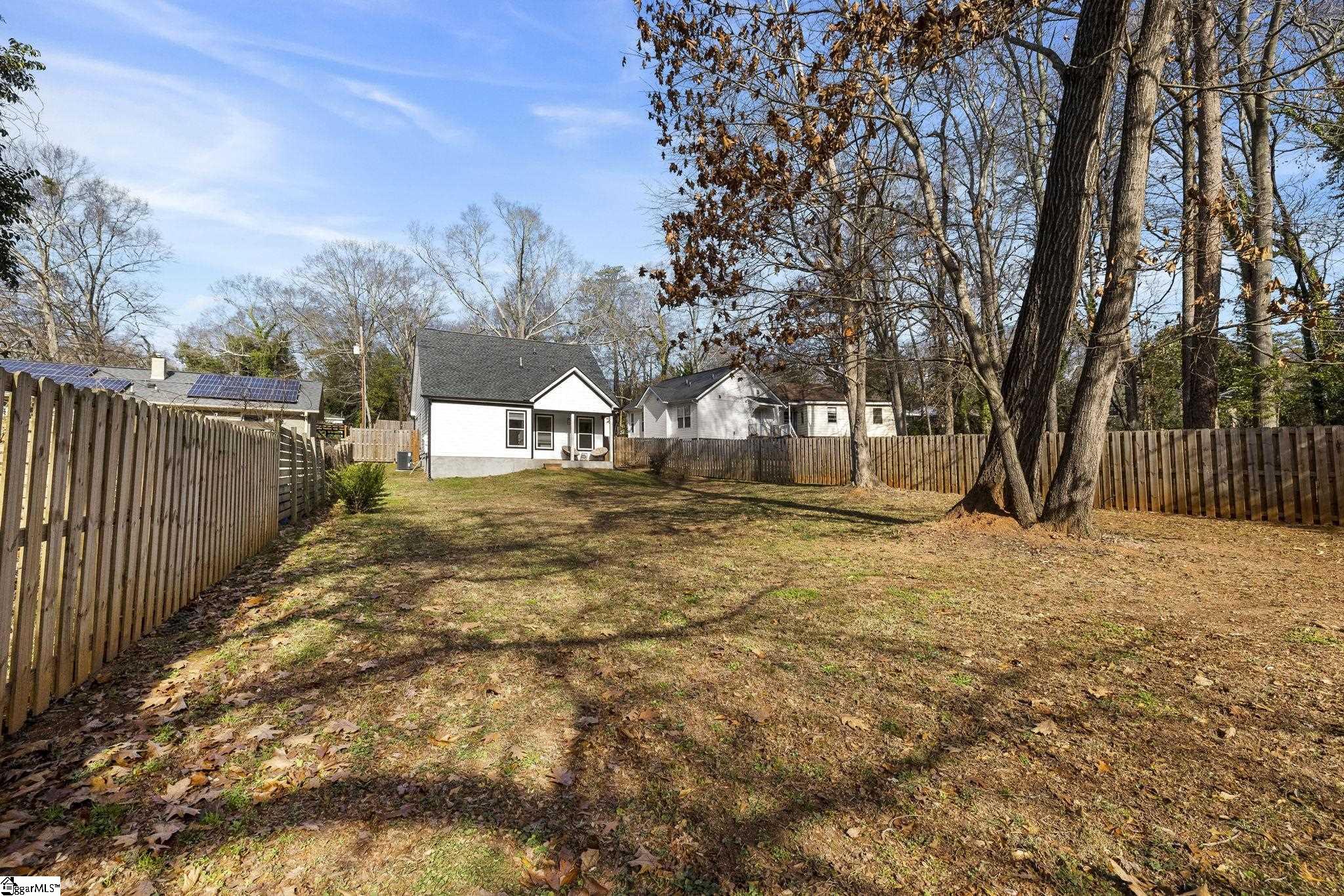 416 Glenn Road Greenville, SC 29607 - Photo 6 of 27