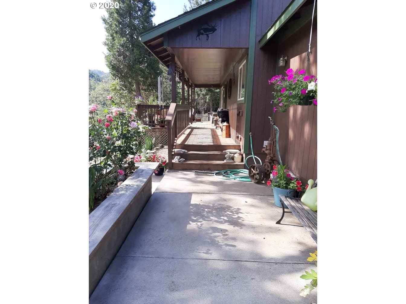 2055 Swingle Road Trail, OR 97541 - Photo 16 of 25 Gallery Image 16