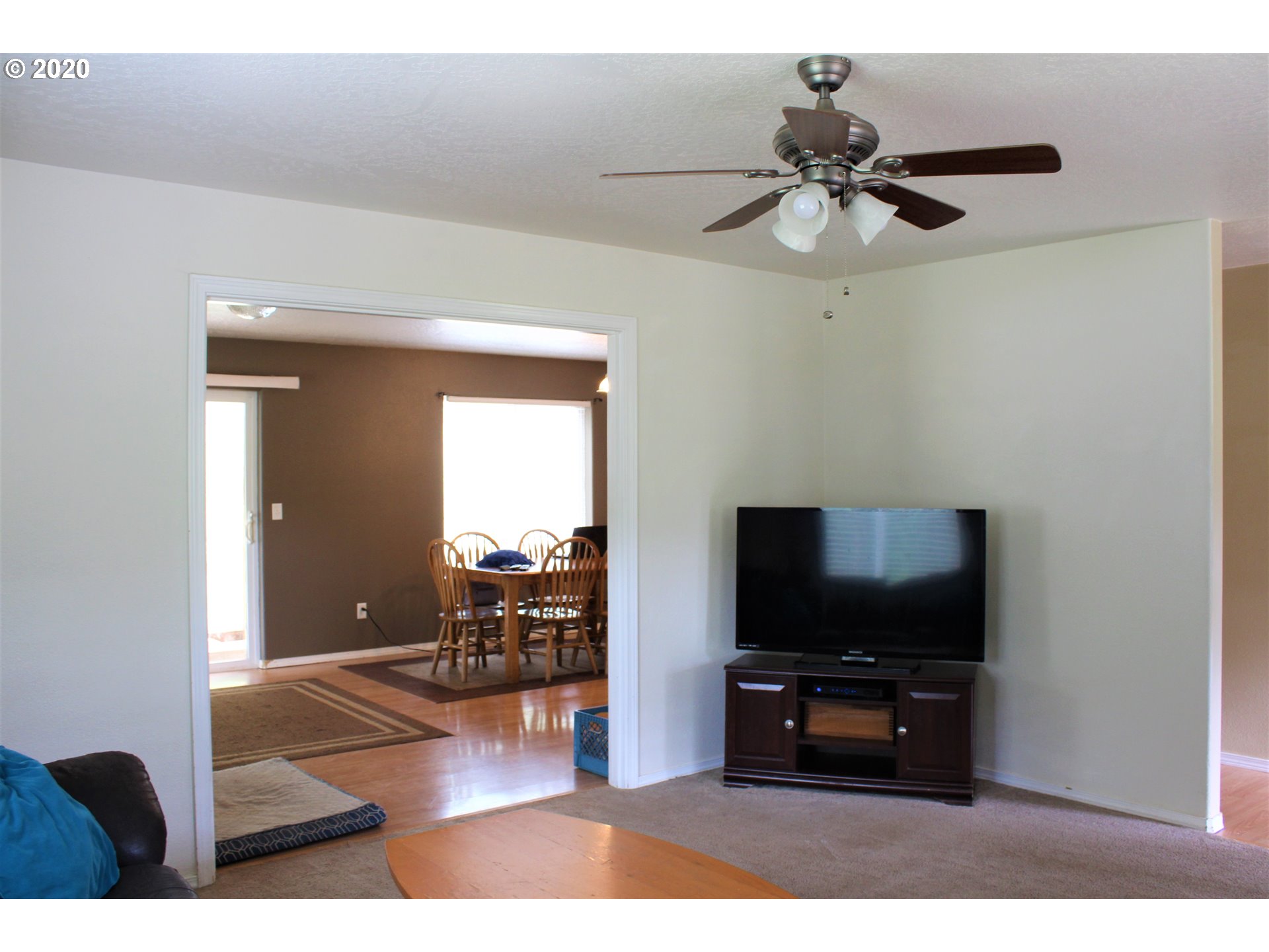 2055 Swingle Road Trail, OR 97541 - Photo 3 of 25 Gallery Image 3