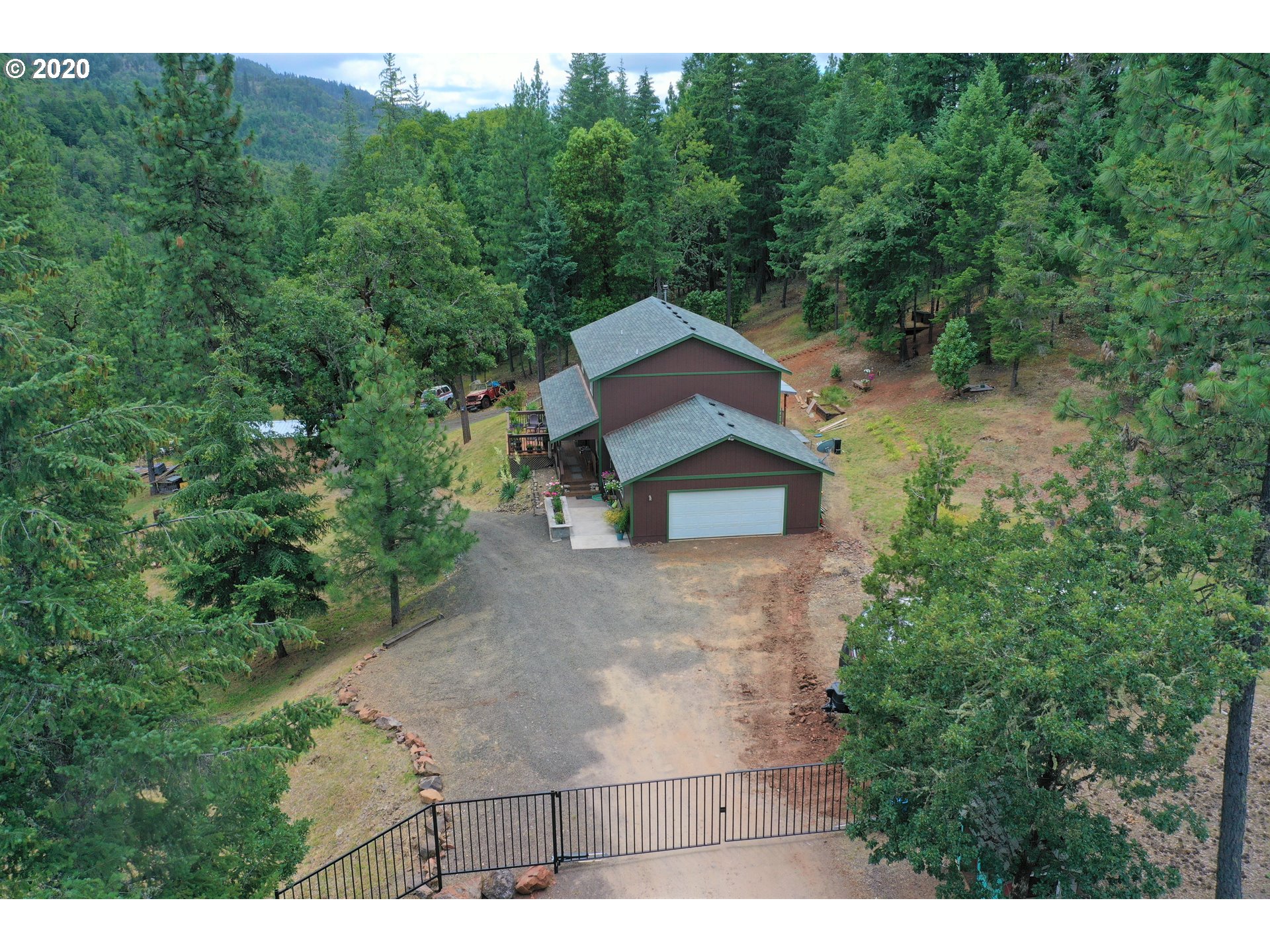 2055 Swingle Road Trail, OR 97541 - Photo 21 of 25 Gallery Image 21