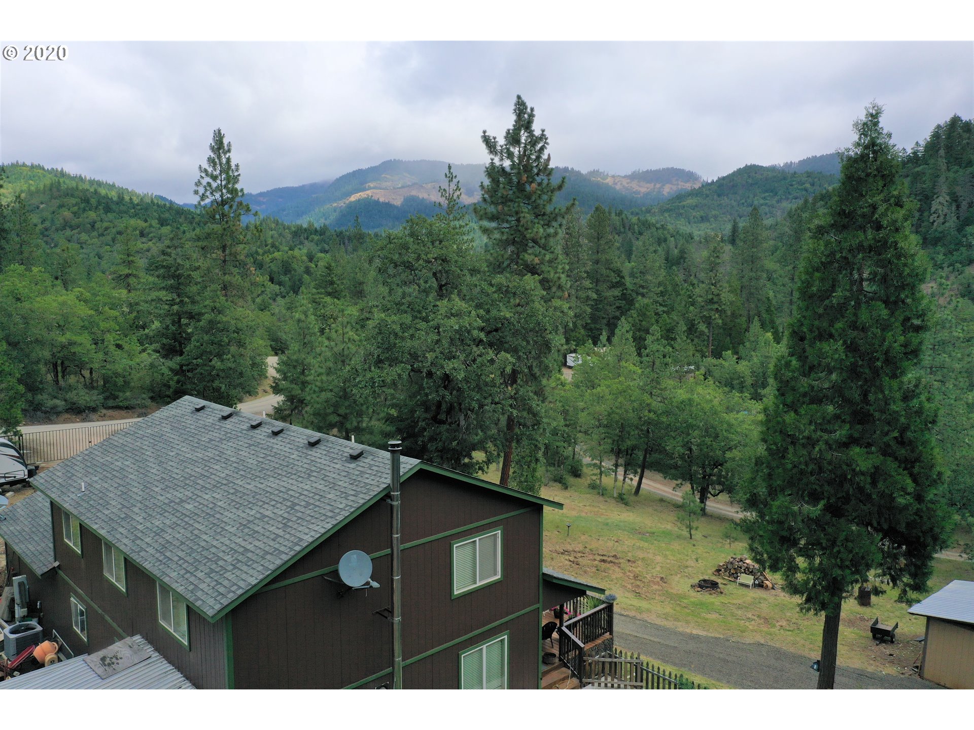 2055 Swingle Road Trail, OR 97541 - Photo 22 of 25 Gallery Image 22