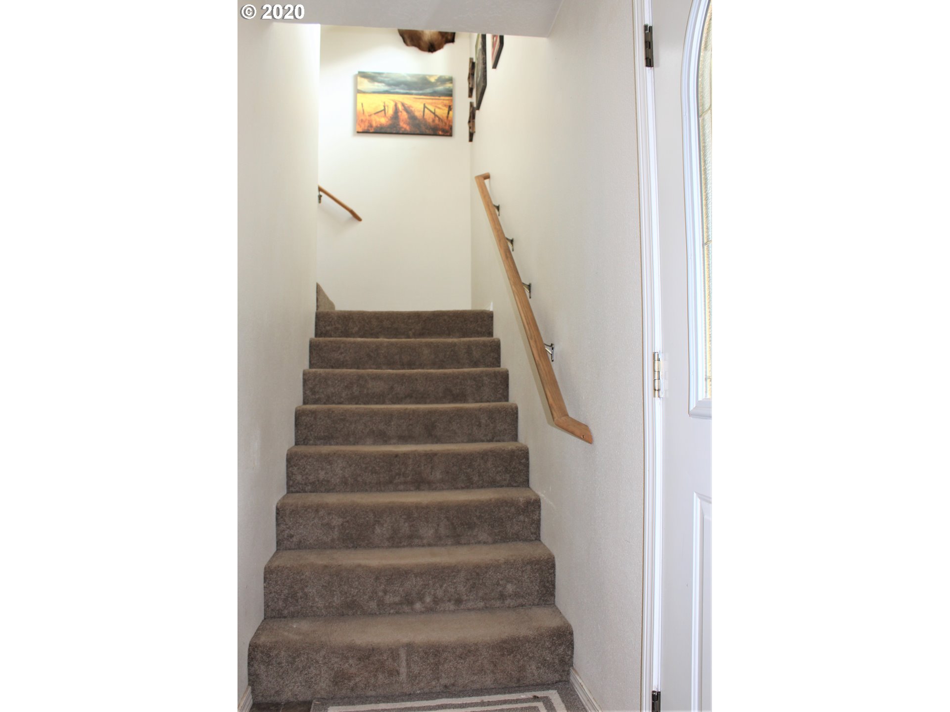 2055 Swingle Road Trail, OR 97541 - Photo 8 of 25 Gallery Image 8