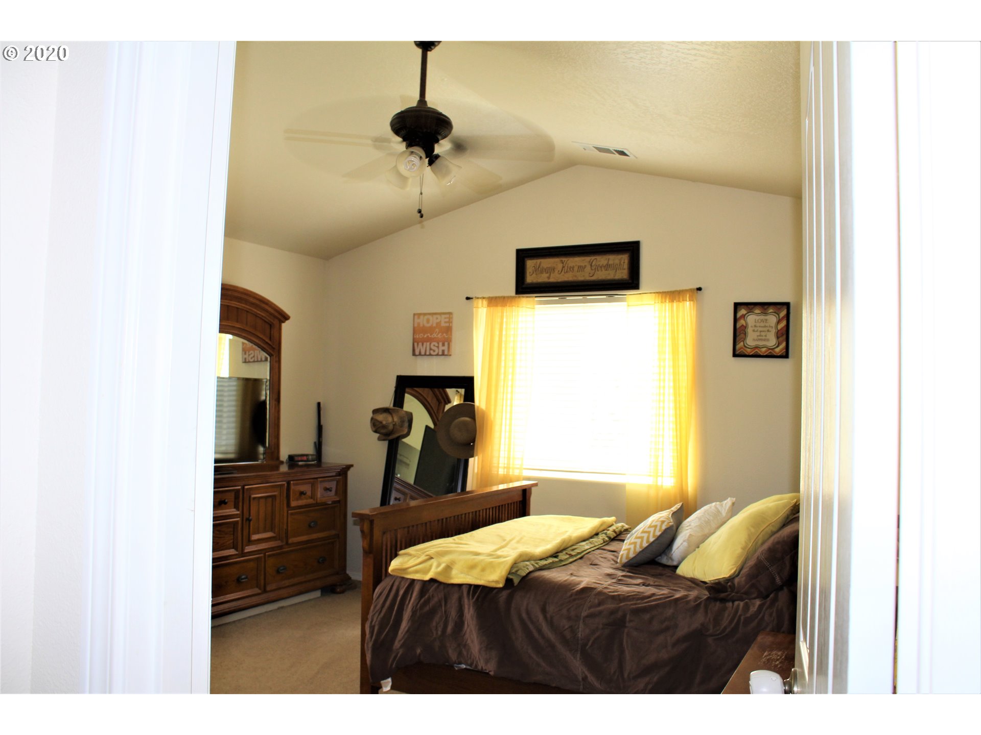 2055 Swingle Road Trail, OR 97541 - Photo 9 of 25 Gallery Image 9