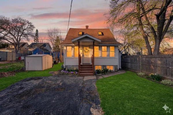 $319,900 | 2926 Milwaukee Street, Madison, WI 53704